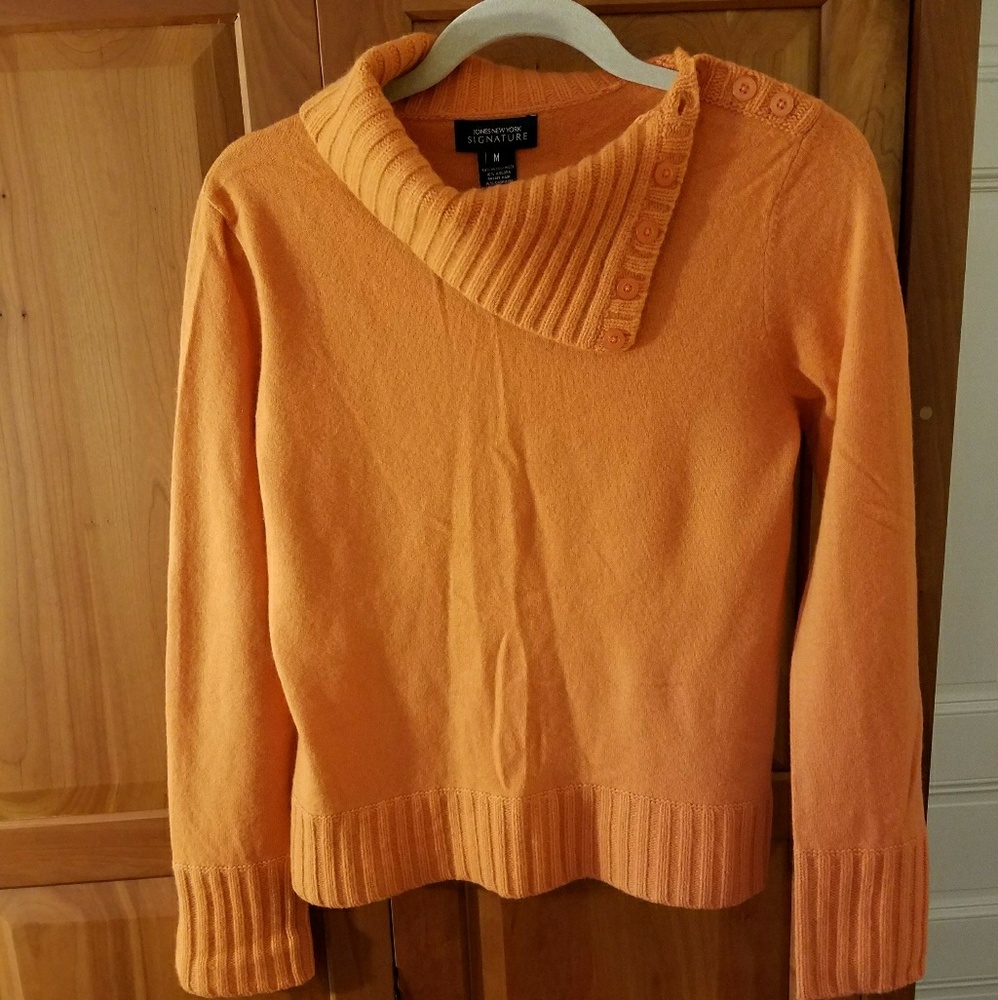 Medium Jones New York Signature Orange Sweater